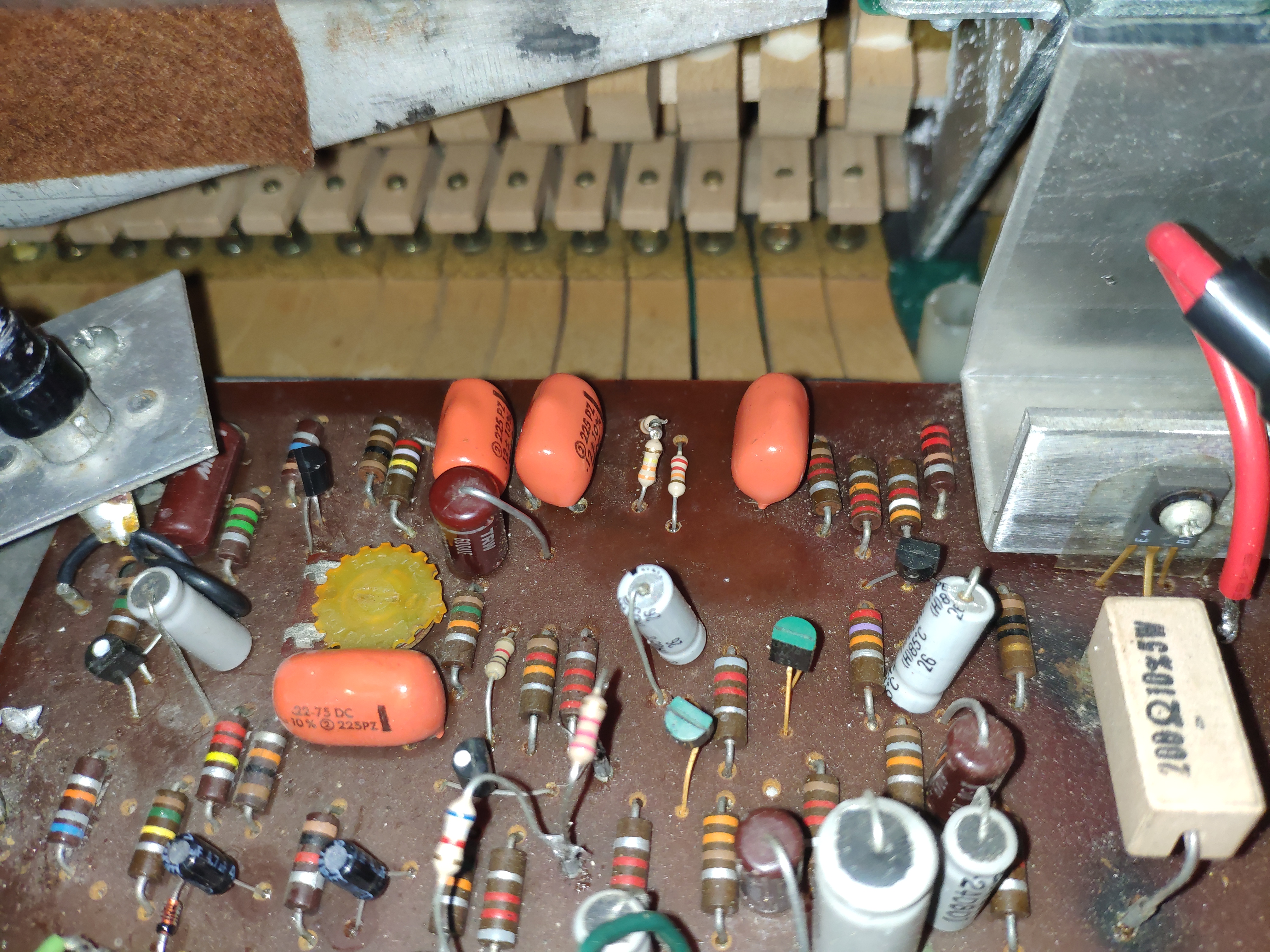 Wurlitzer 206 Repair - Image 2